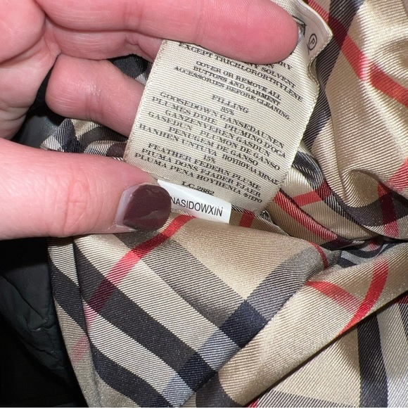 Burberry London Silver Down Puffer Jacket Women’s Size XS - Picture 8 of 8